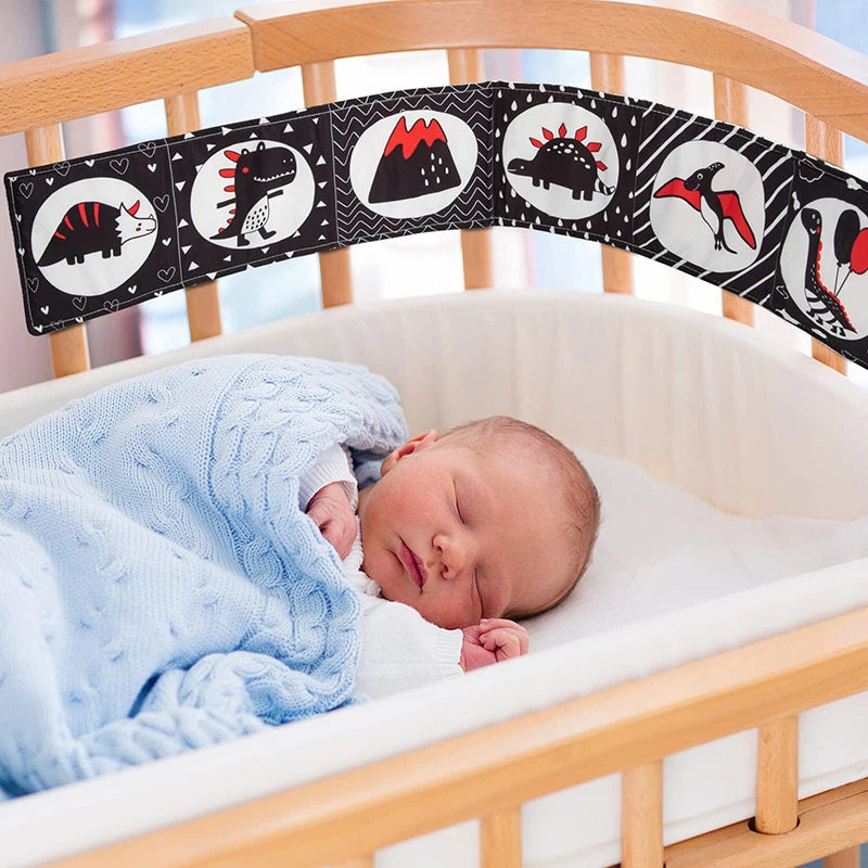 High Contrast Baby Book Toys Stroller Crib Bumper Quiet Black and White Books